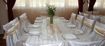 Hotel Feni