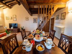 Suite | Premium bedding, minibar, in-room safe, desk - Castello di Petrata (Assisi)