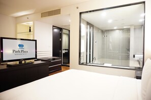 Down comforters, minibar, in-room safe, desk