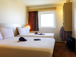 Cortinas blackout, sistema de insonorización y wifi gratis