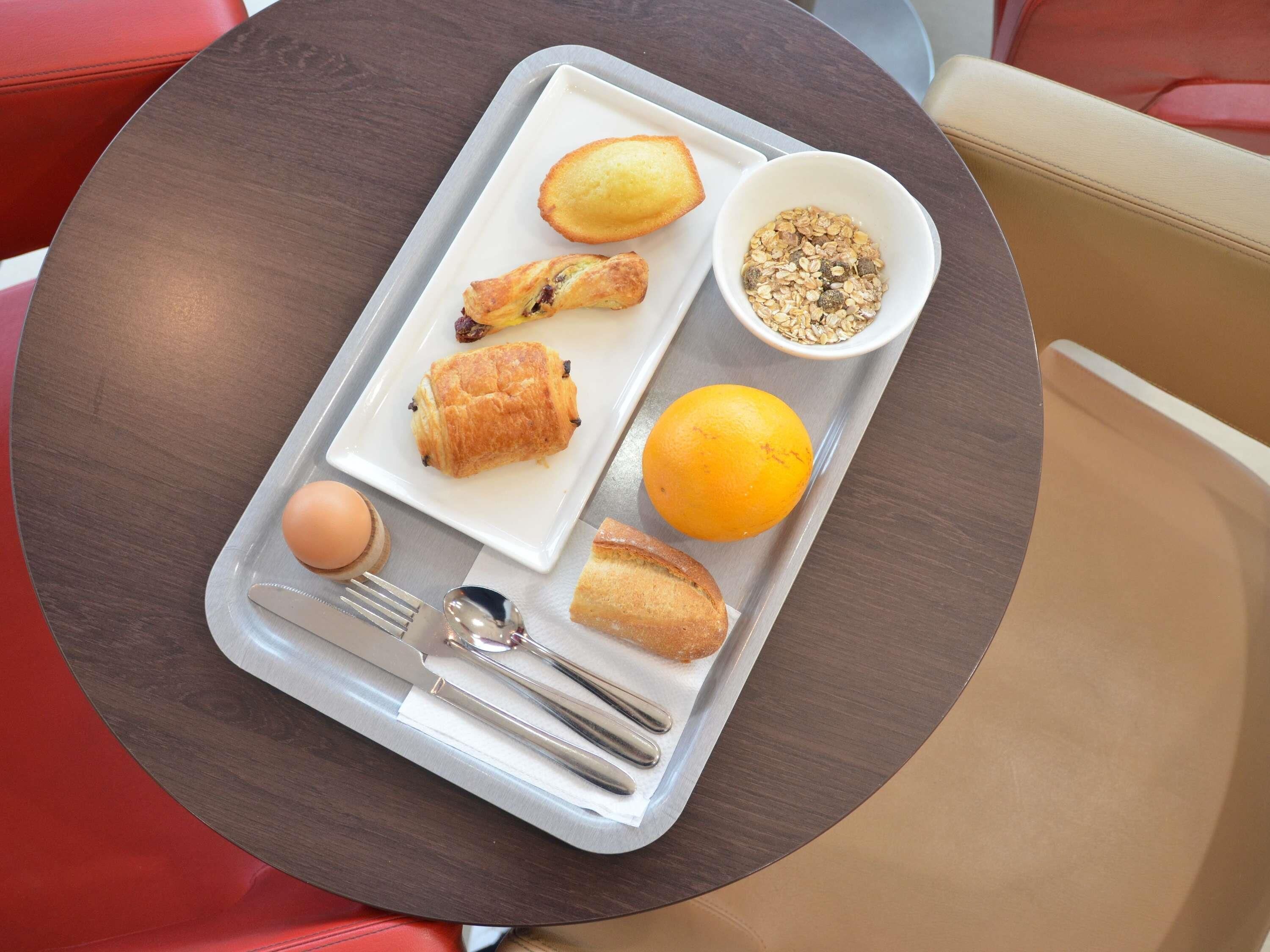 daily buffet breakfast (eur 12.90 per person)