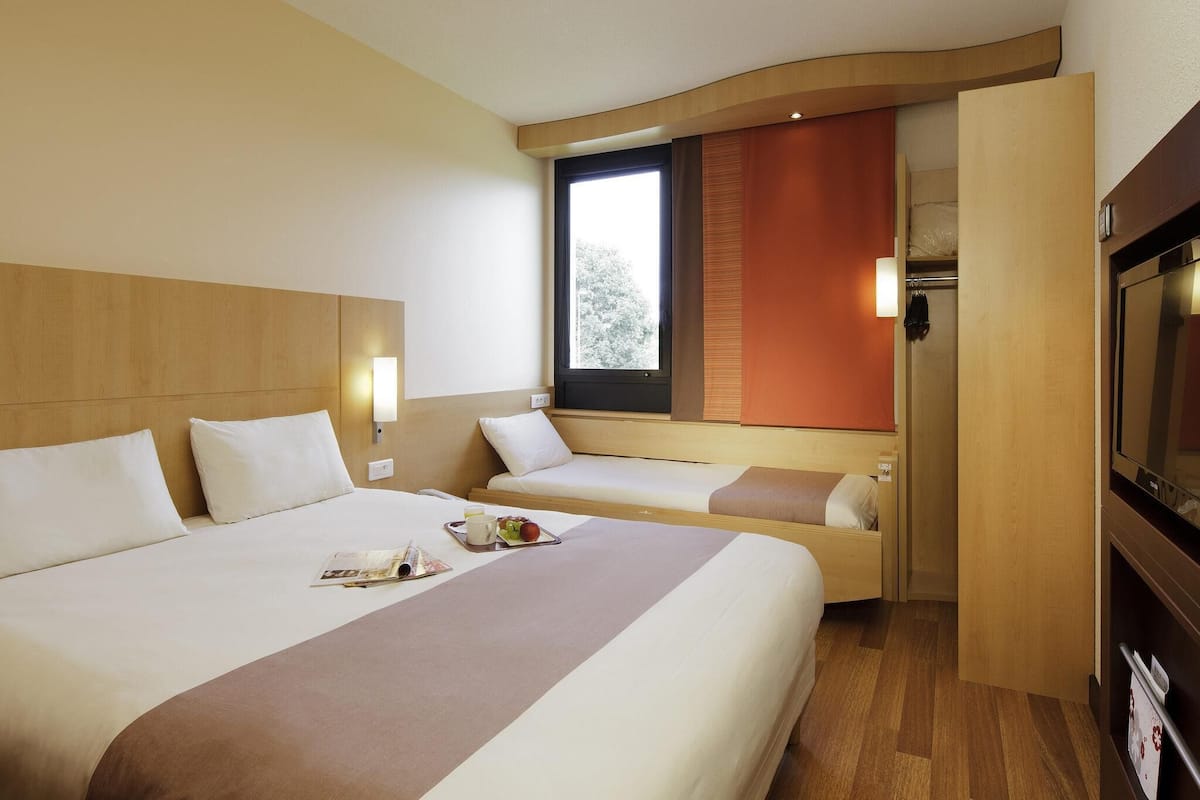 Standard Double Room, Multiple Beds