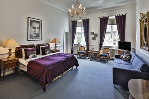 Desk, laptop workspace, blackout drapes, free WiFi