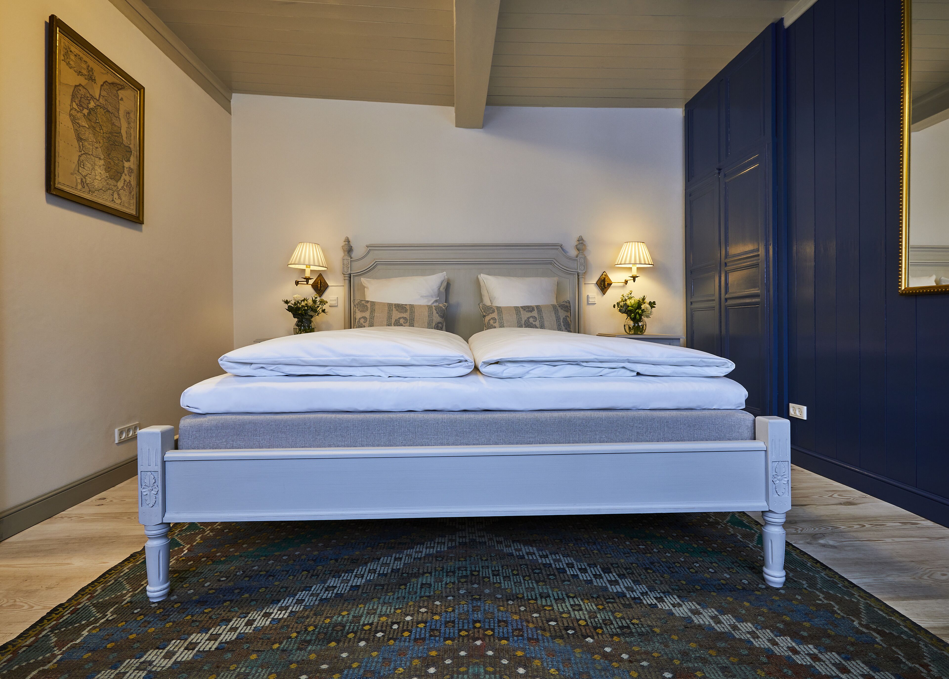 deluxe double room | individually decorated, individually furnished, iron/ironing board