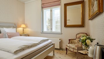 Standard Double Room | Individually decorated, individually furnished, iron/ironing board