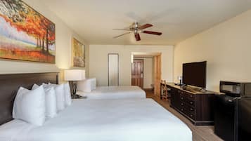 Chambre Standard, 2 grands lits | Bureau, Wi-Fi gratuit, draps fournis