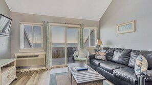 Superior Studio, Bay View | Free WiFi, bed sheets - Sun N Sound (Montauk)