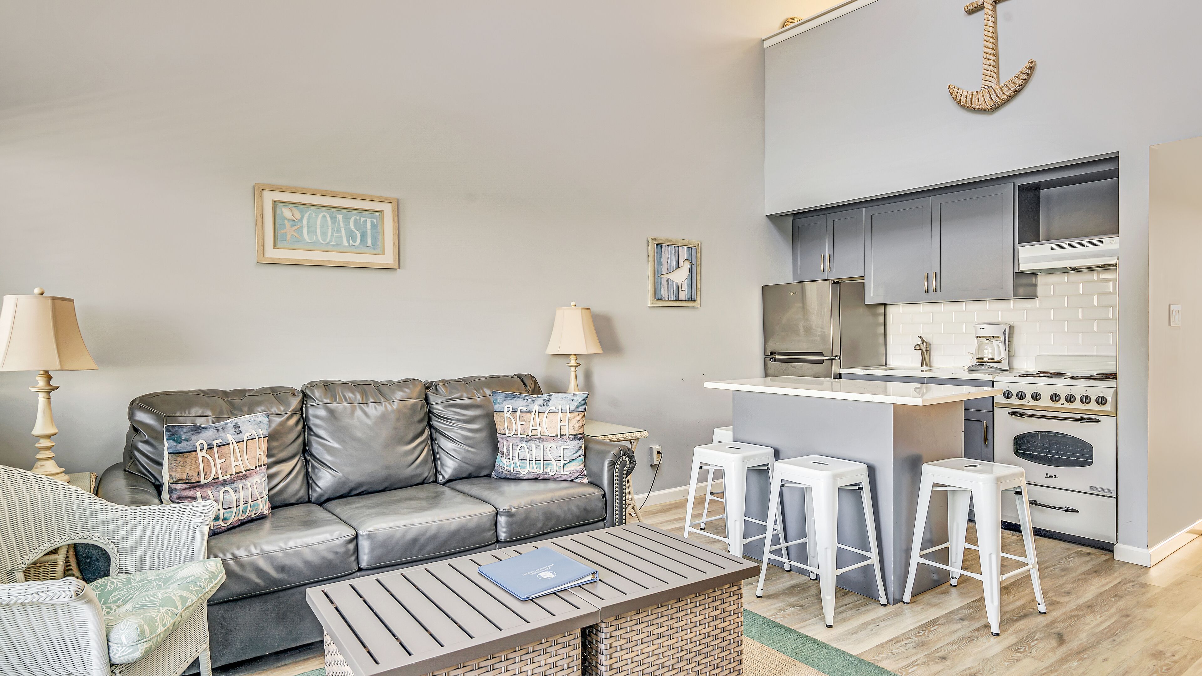 superior studio, bay view | 1 bedroom, free wifi, bed sheets