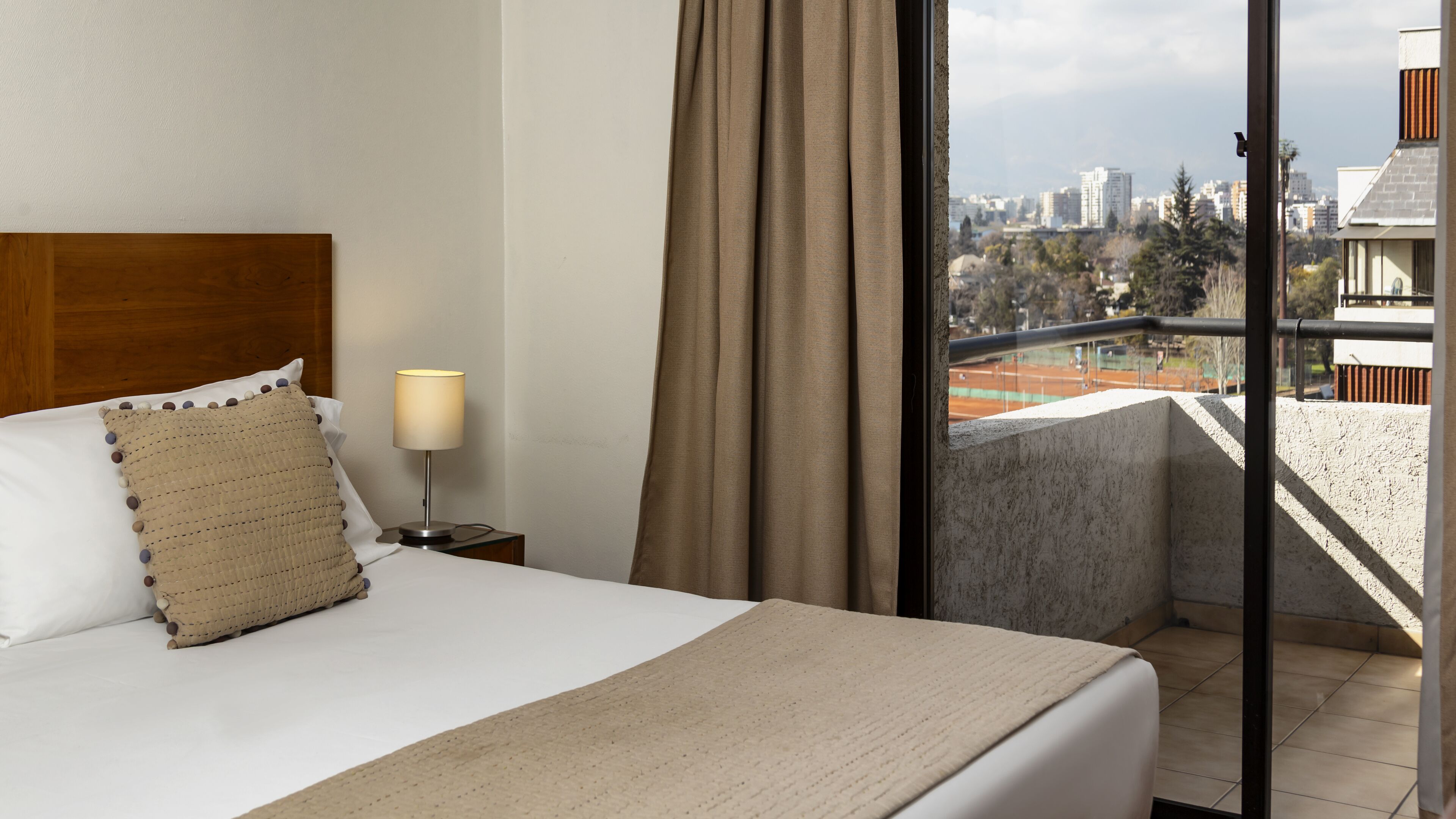 Apartament superior, 2 dormitoris | Caixa forta a l'habitació, planxa i posts de planxar i wifi gratuïta 