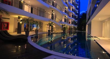 Sunset Plaza Karon by RESAVA