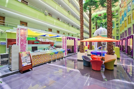 Desayuno buffet diario (CNY 68 por persona)