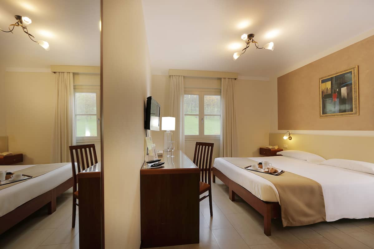 1 bedroom, minibar, in-room safe, desk