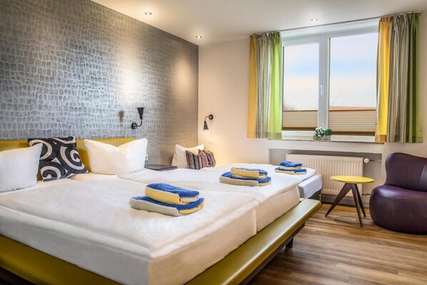 In-room safe, free cribs/infant beds, free WiFi - Hotel Achtert Diek (Langeoog)