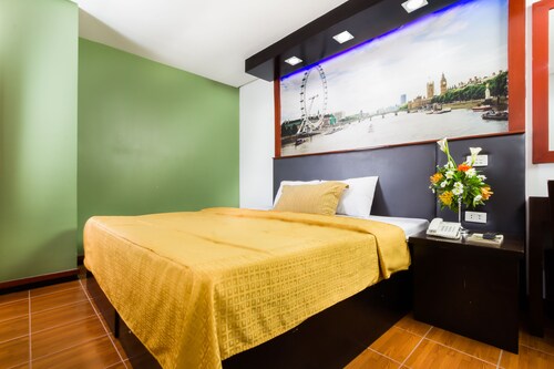 托斯卡納基礎城市飯店住宿