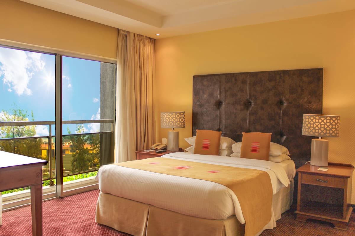 classic superior suite | city view