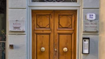 EntrĂ©e de lâhĂ©bergement