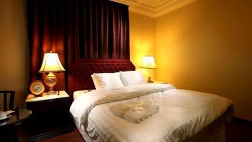 In-room safe, soundproofing, free WiFi