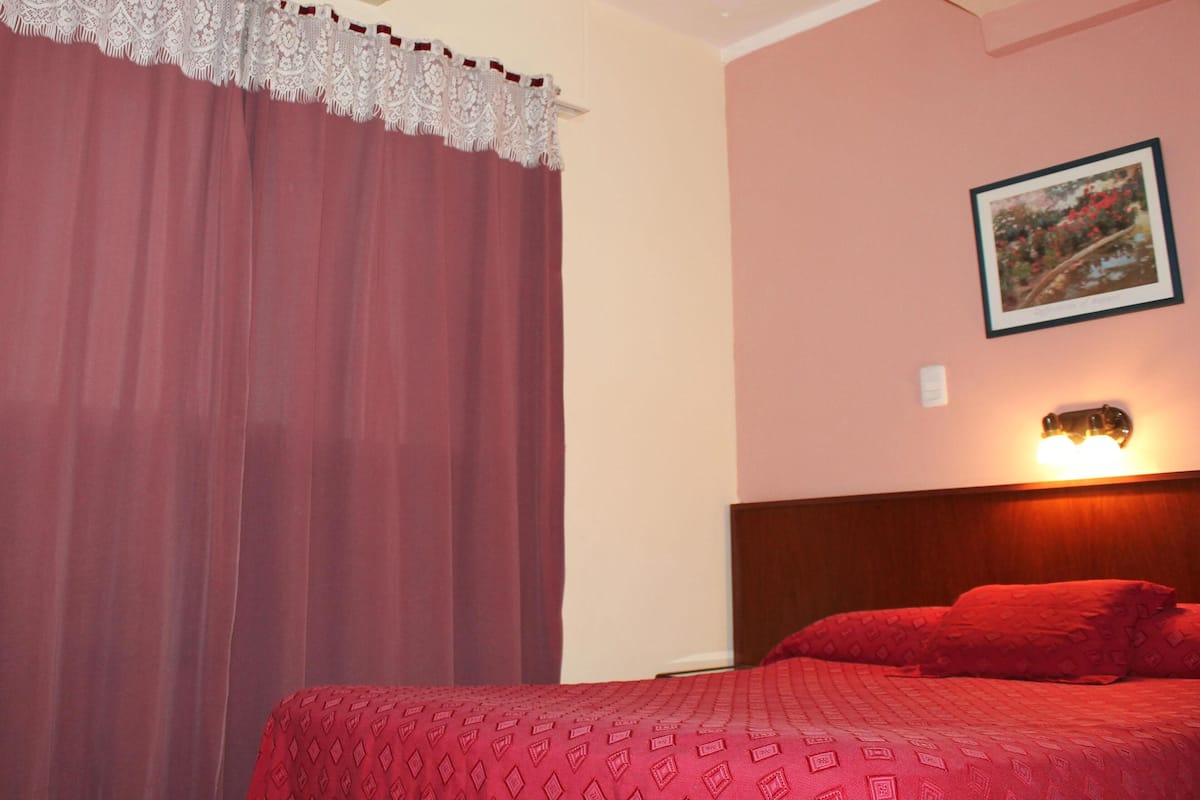 Single Room | In-room safe, free WiFi