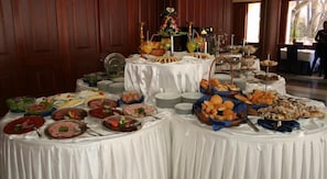 Breakfast area - Hotel Park (Novi Sad)