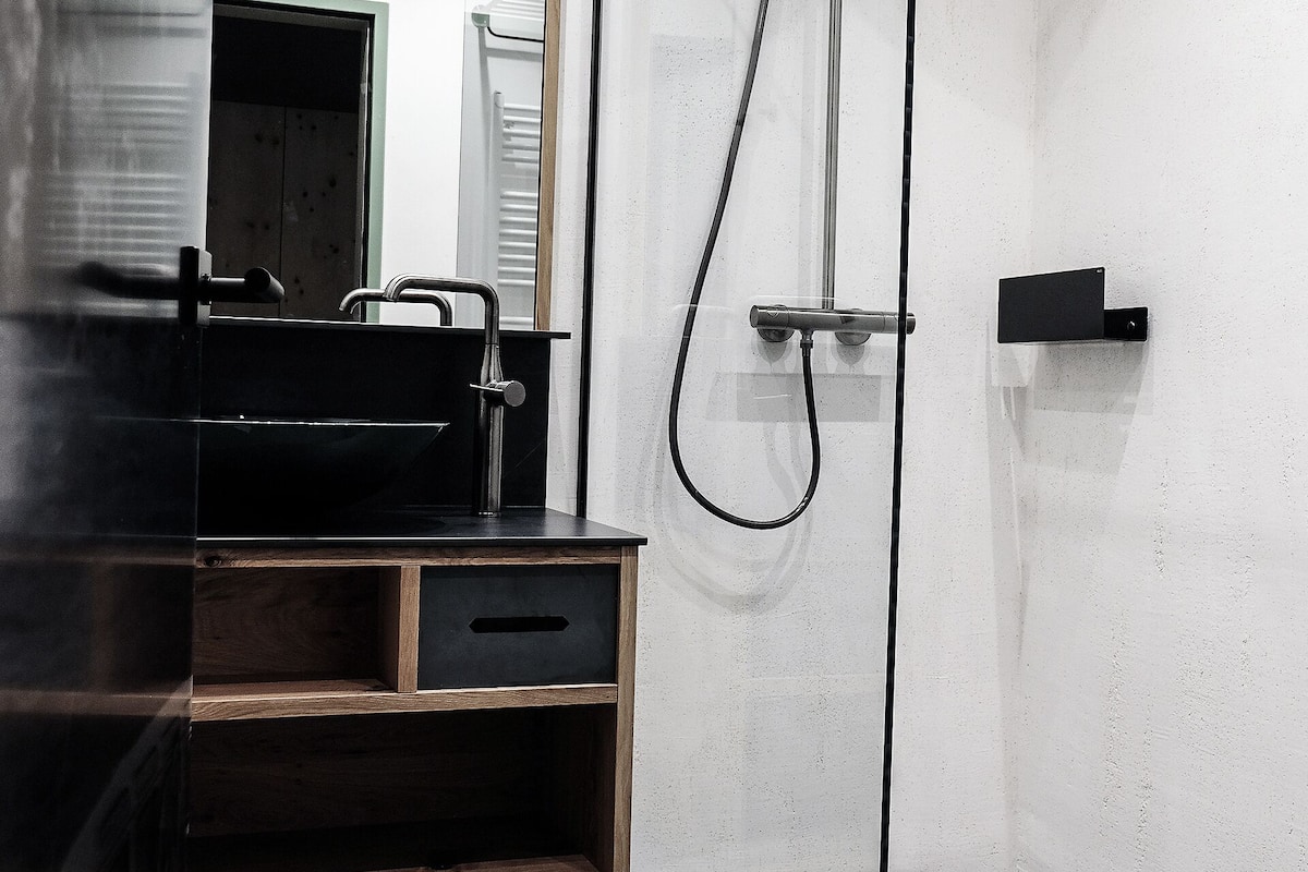 shower, rainfall showerhead, designer toiletries, hair dryer