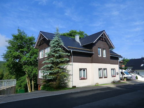 Oberhof 810 M