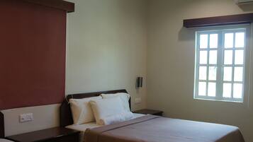 Room (Cottage) | Penyaman udara