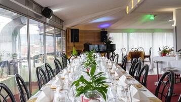 Restoran