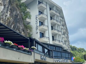 Fachada da propriedade