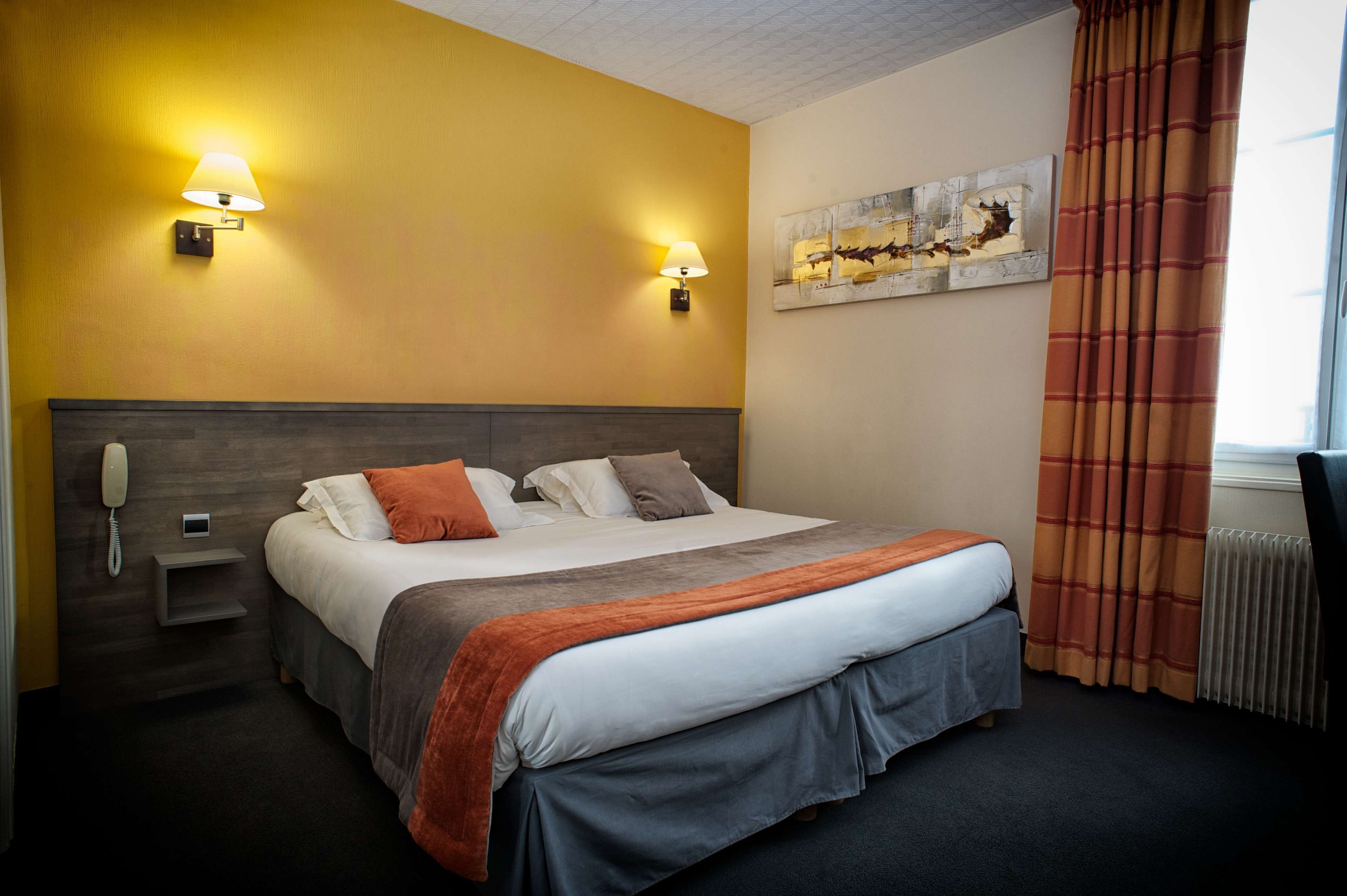 individually decorated, individually furnished, desk, blackout curtains