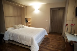 Chambre Double, accessible aux personnes à mobilité réduite, rez-de-chaussée