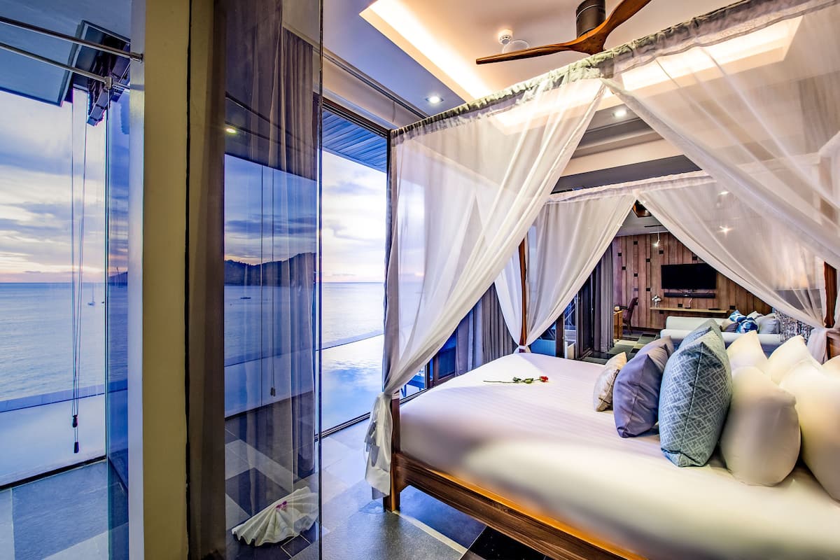 honeymoon private pool suite | 1 bedroom, premium bedding, minibar, in-room safe
