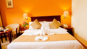 Standard Room, 1 King Bed, Sea View