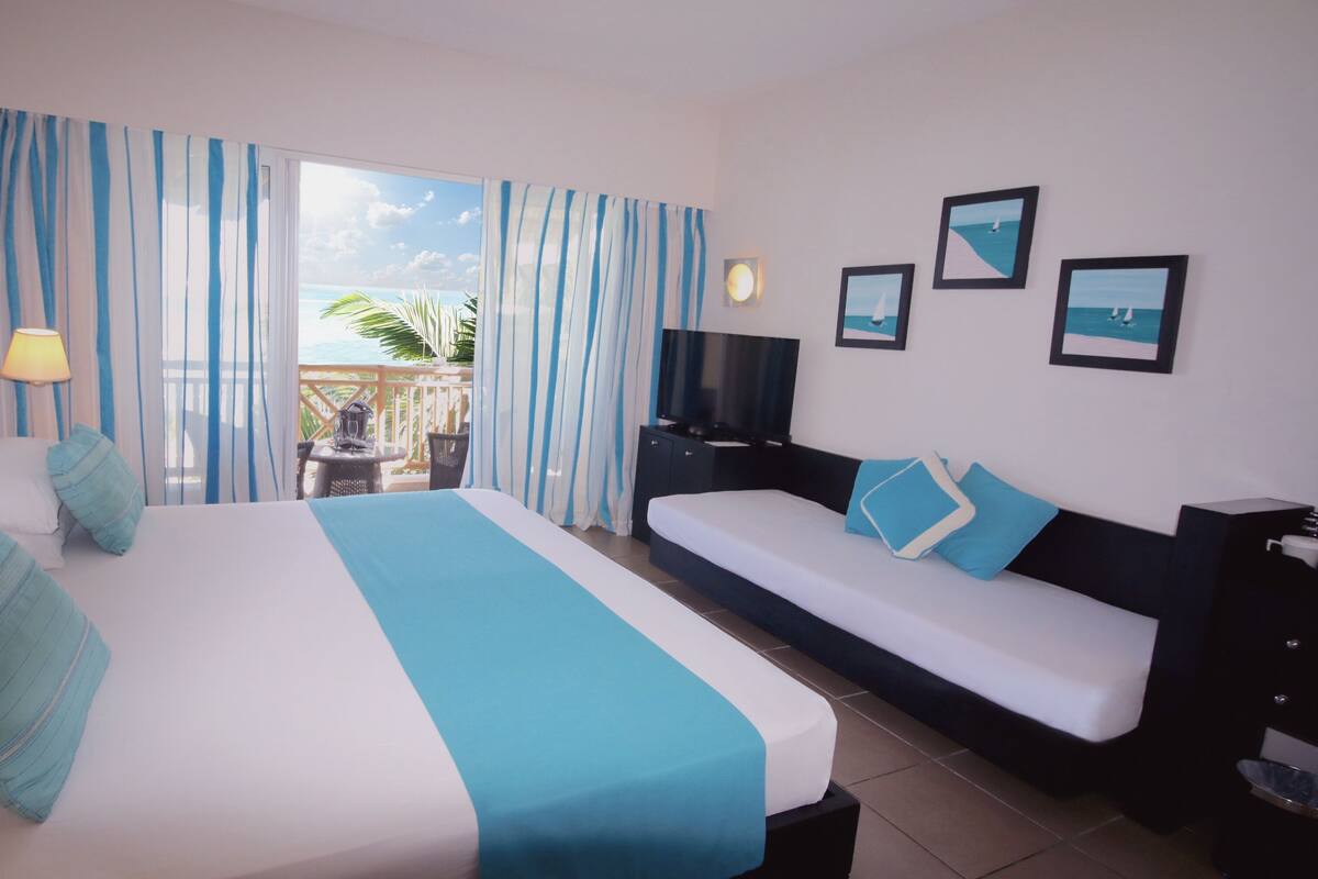 Hypo-allergenic bedding available, minibar, in-room safe, desk