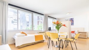 Studio, Küche (Triple) | Wohnzimmer