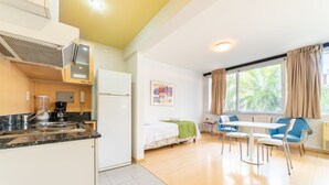 Standard-Studio, Küche