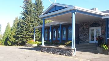 Overnatningsstedets facade