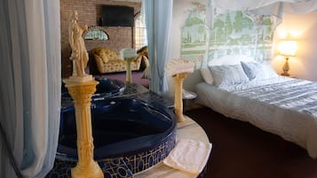 Romantic Studio, 1 King Bed, 2 Bathrooms