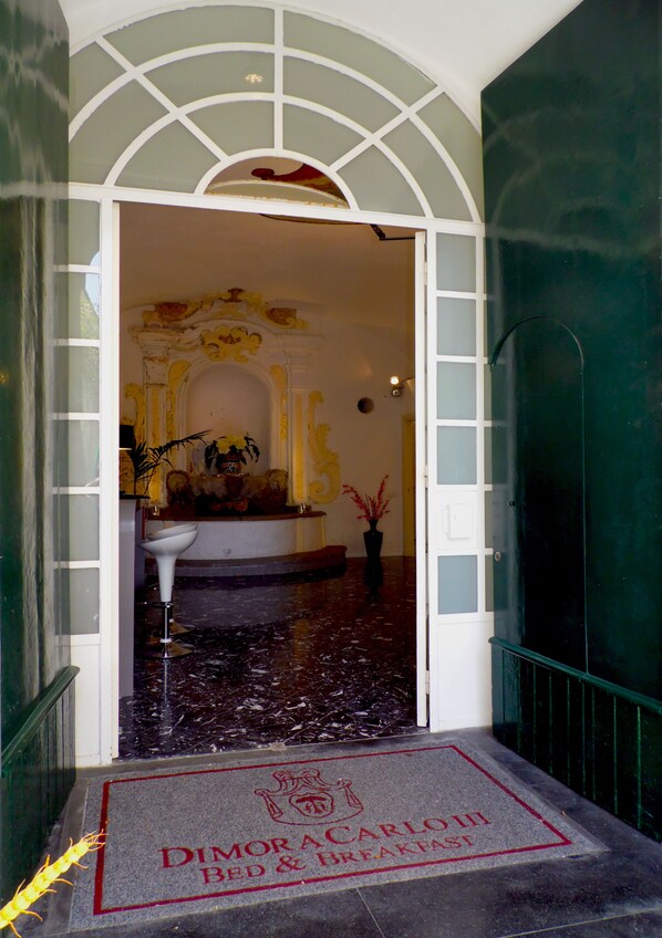 Entrée de l’hébergement