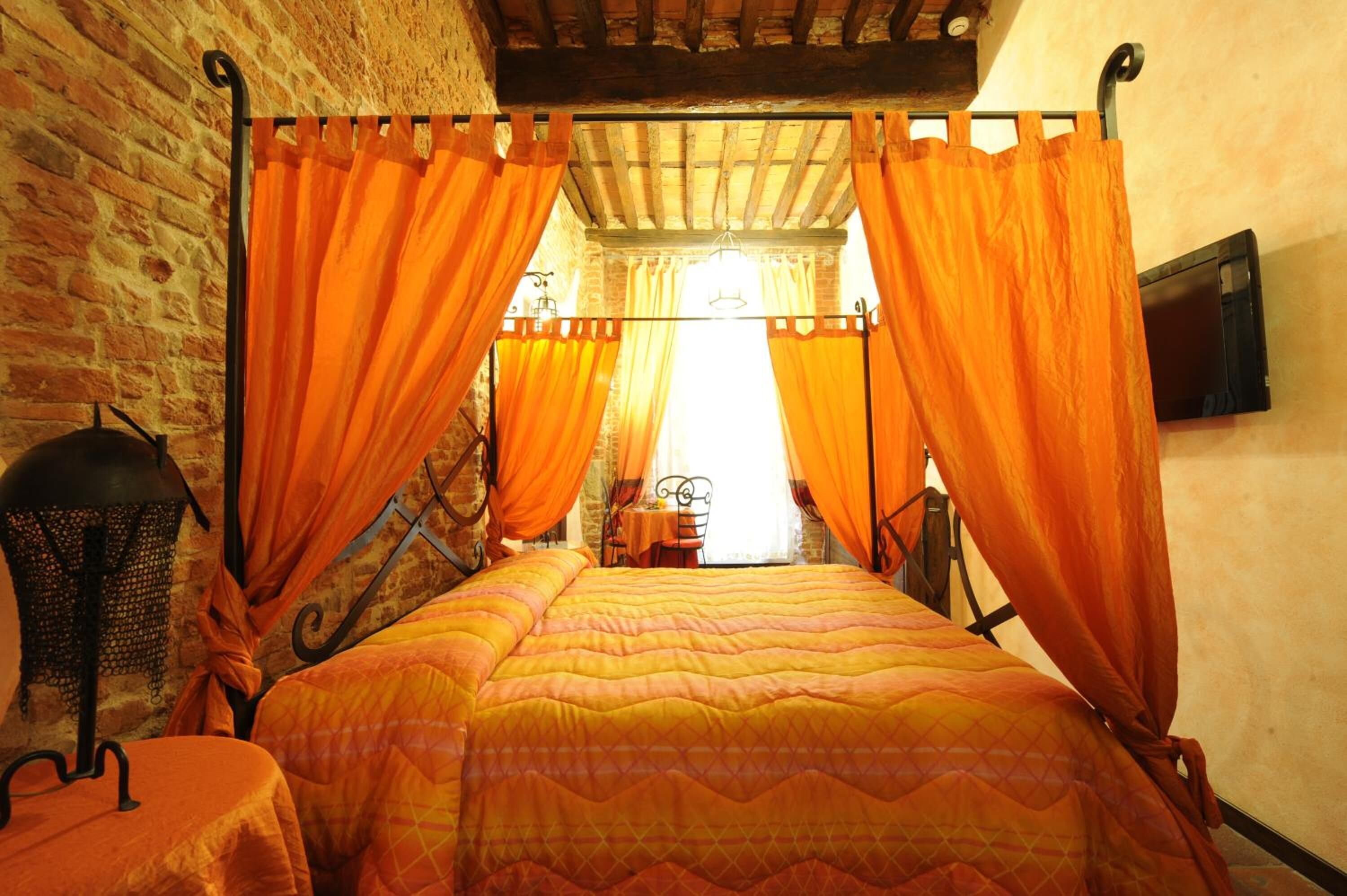 Photo - Antica Corte dei Principi Charming Rooms