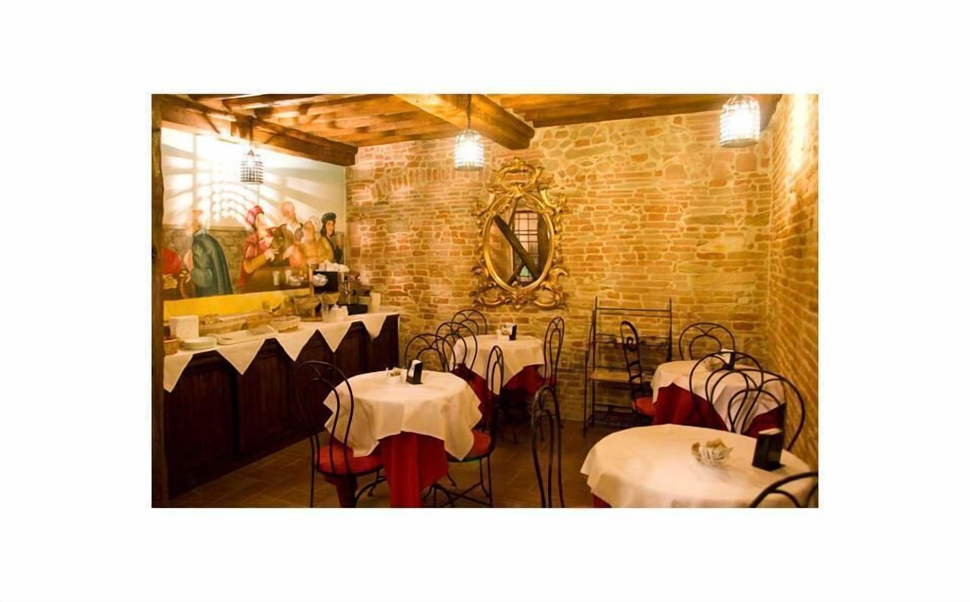 含每日吃到飽早餐