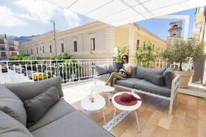 Superior Apartment | Terrace/patio