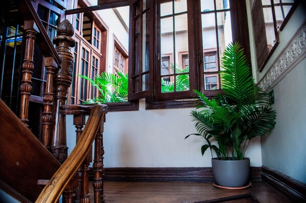 Staircase - Hostel Casaltura (Santiago)