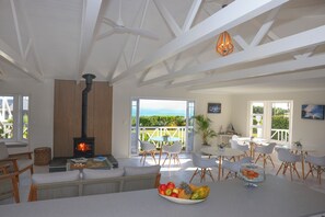 Breakfast area - Brenton Beach House (Knysna)