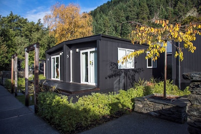 Pinewood Queenstown 