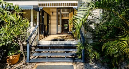 Bowen Terrace Accommodation