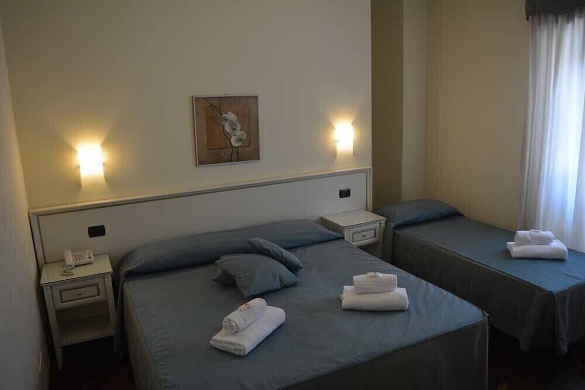 Minibar, in-room safe, desk, soundproofing
