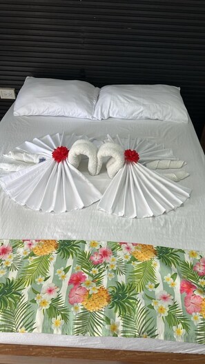 Premium bedding, Tempur-Pedic beds, rollaway beds