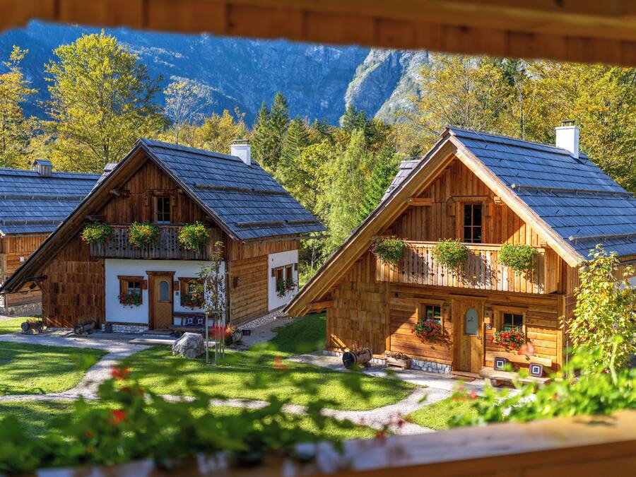 A6 - One-Bedroom Apartment with Balcony | Vista da sacada