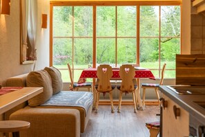 A4 - Family Two-Bedroom Apartment with Terrace and Fireplace - ground floor | Utsikt fra rommet