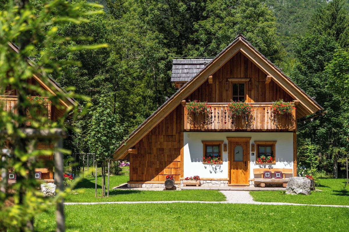 Chalet PRSIVEC with Mountain - River view, Fireplace and Sauna